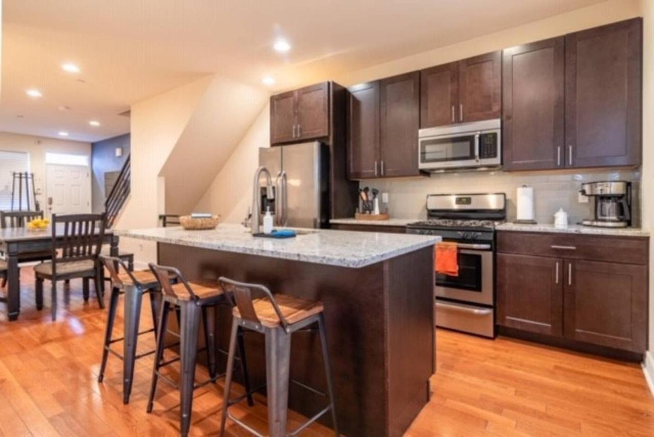 Beautiful Lux 4 Bedroom*Near Penn/Chop*Roof Deck Philadelphia Dış mekan fotoğraf